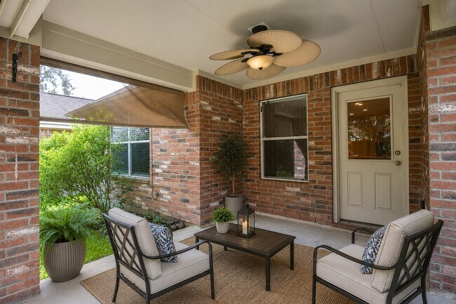 Building Photo - 26822 Kingston Glen Ln
