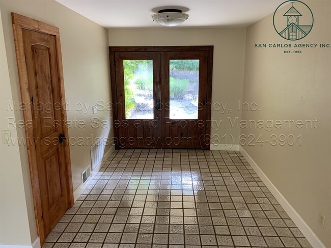 Building Photo - Updated, Sunny and Spacious 3/3 Carmel Val...