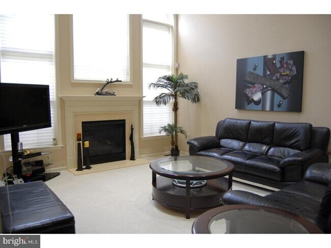 Building Photo - 28 Madison Way