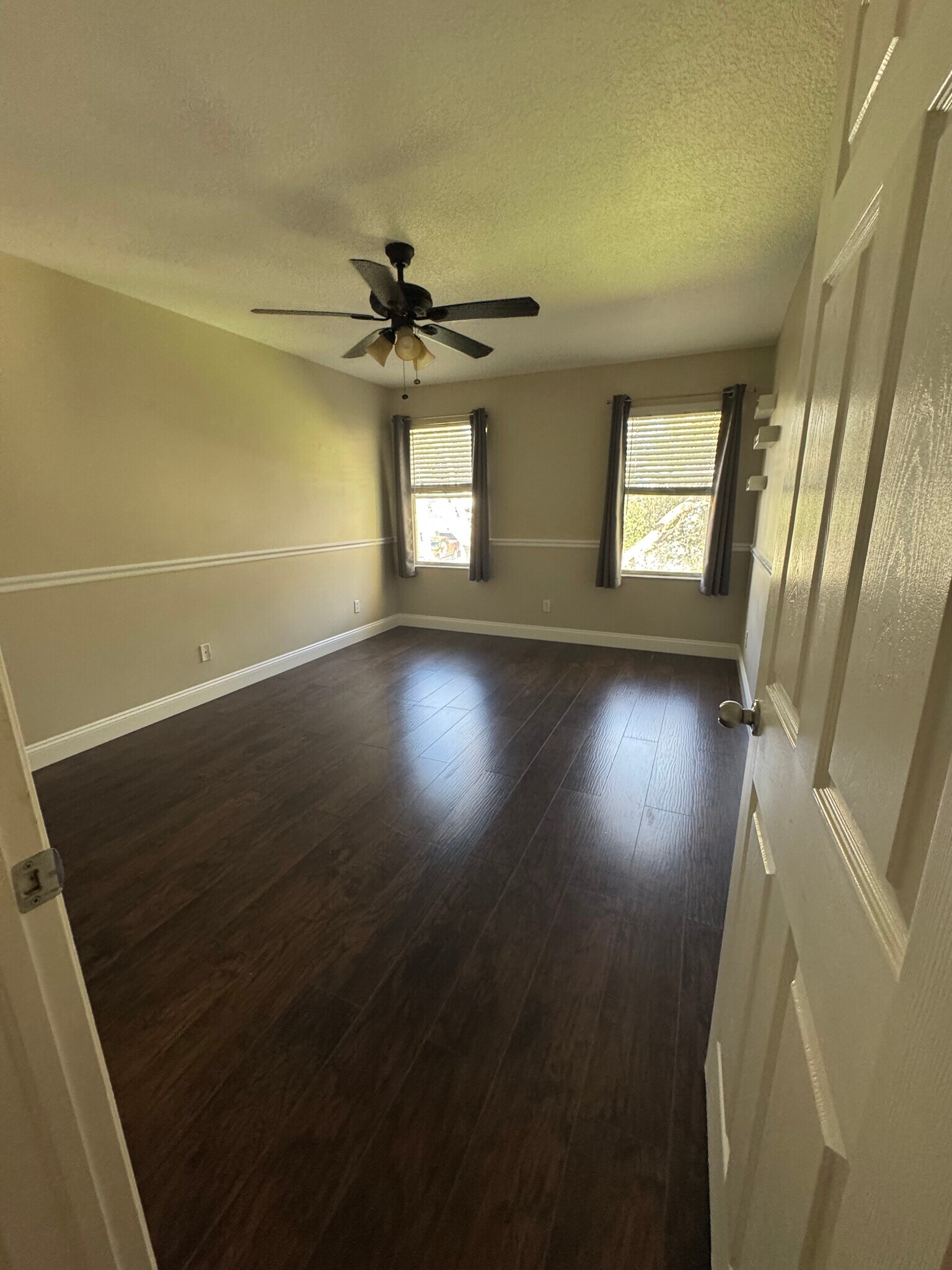 Upstairs bedroom - 12836 Woodmill Dr