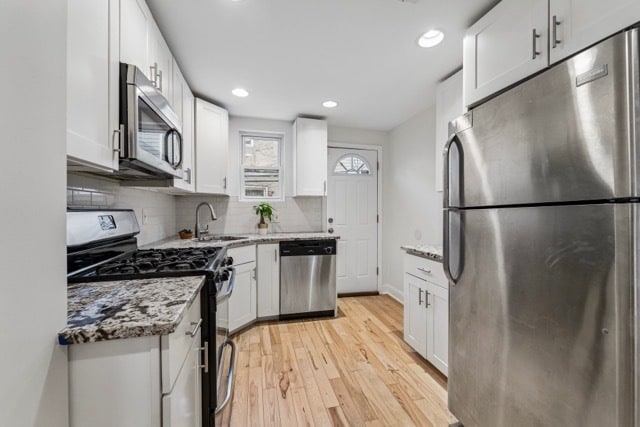 Building Photo - 2117 Titan St