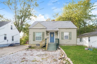 Building Photo - 470 Crystal St