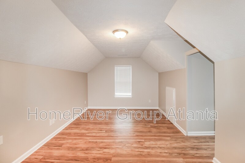 Building Photo - 80 Forest Brook Dr