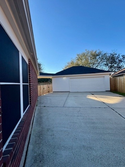 Building Photo - 1646 Martin Lake Dr