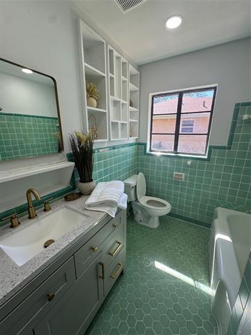 Building Photo - 2622 Wynnewood Dr