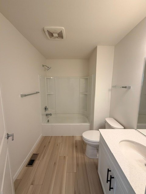 Building Photo - 2104 Weatherbee Ln