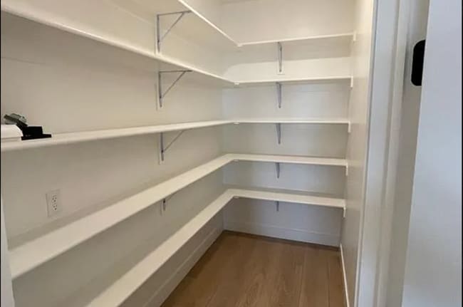 Building Photo - Coming soon! 5 Bedroom/2.5 Bathroom unit i...