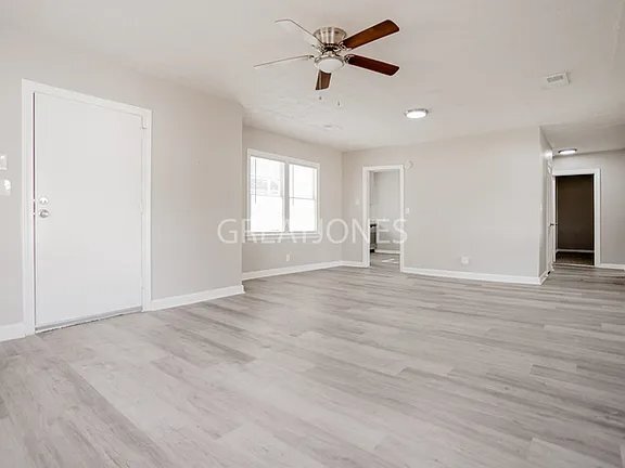 Building Photo - 2425 Avalon Rd