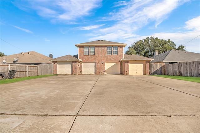 Building Photo - 1437 N Bluegrove Rd