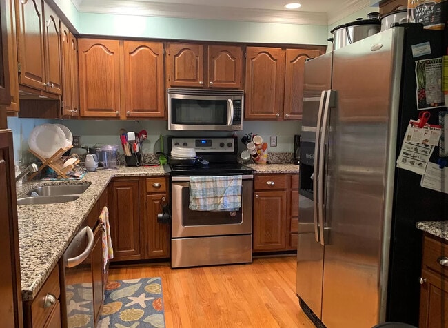 Building Photo - 6714 Olde Province Ct