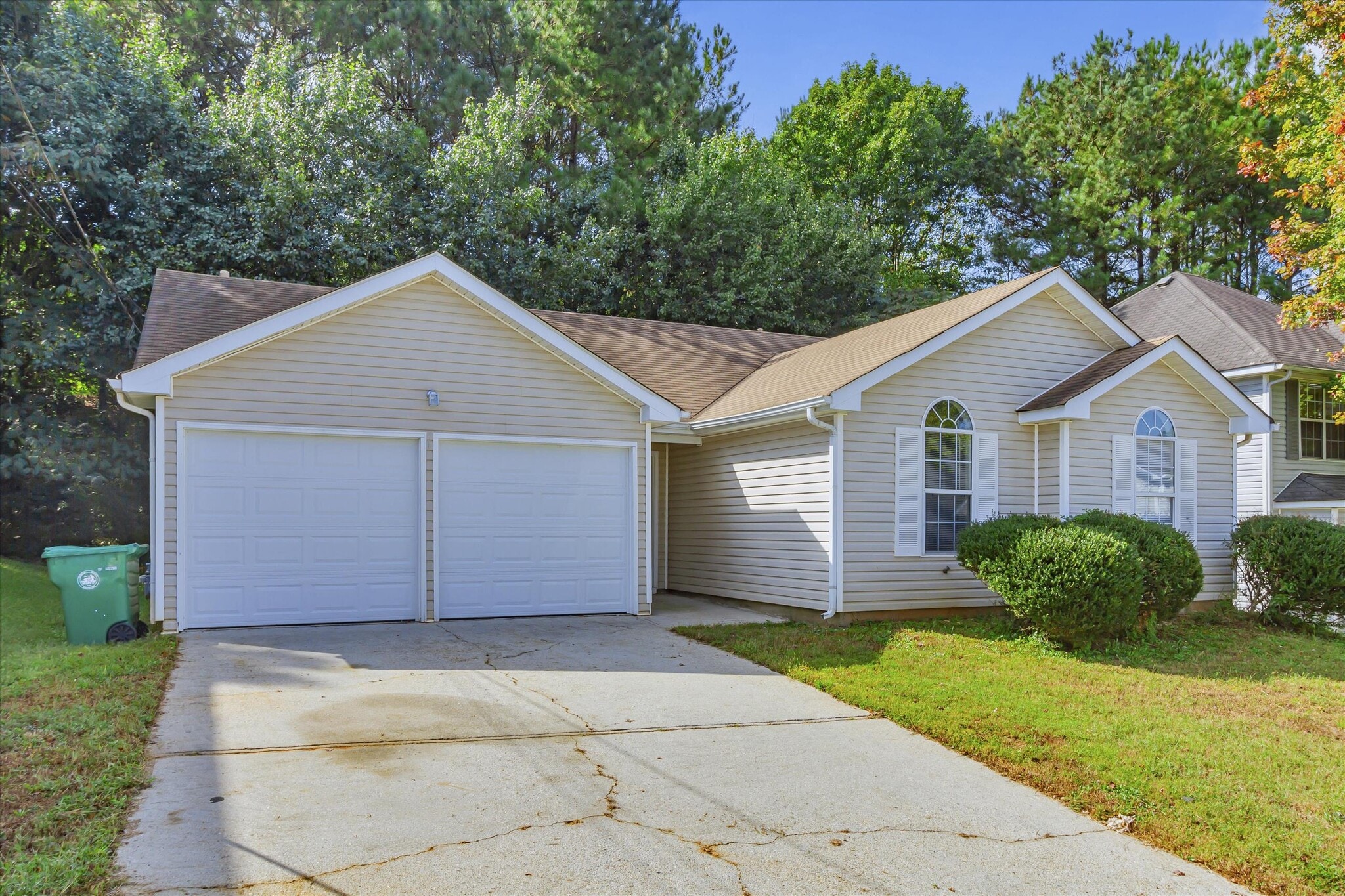 Building Photo - 3427 Waldrop Creek Trl