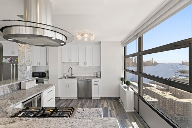 Building Photo - 6050 JFK Blvd E