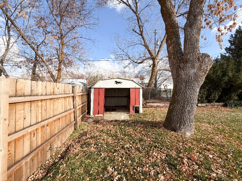 Building Photo - 3360 Gramercy Ave