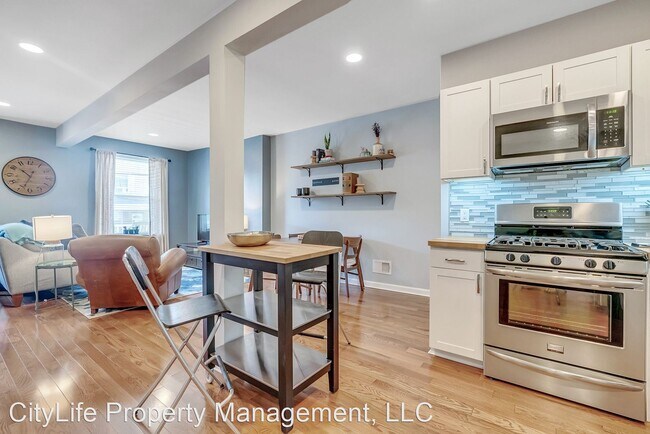 Building Photo - 3 br, 1.5 bath House - 225 Ruxton Street