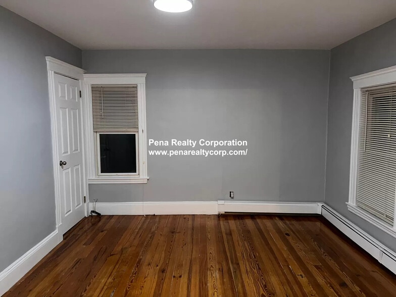 Building Photo - 80 Park Ave