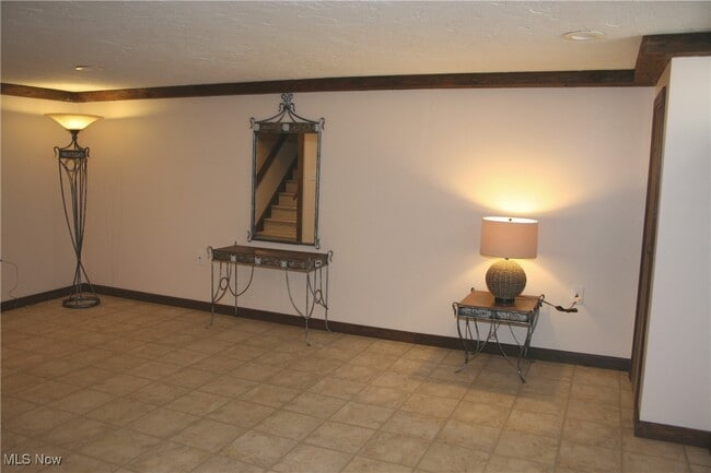 Building Photo - 1269 Bonnie Ln