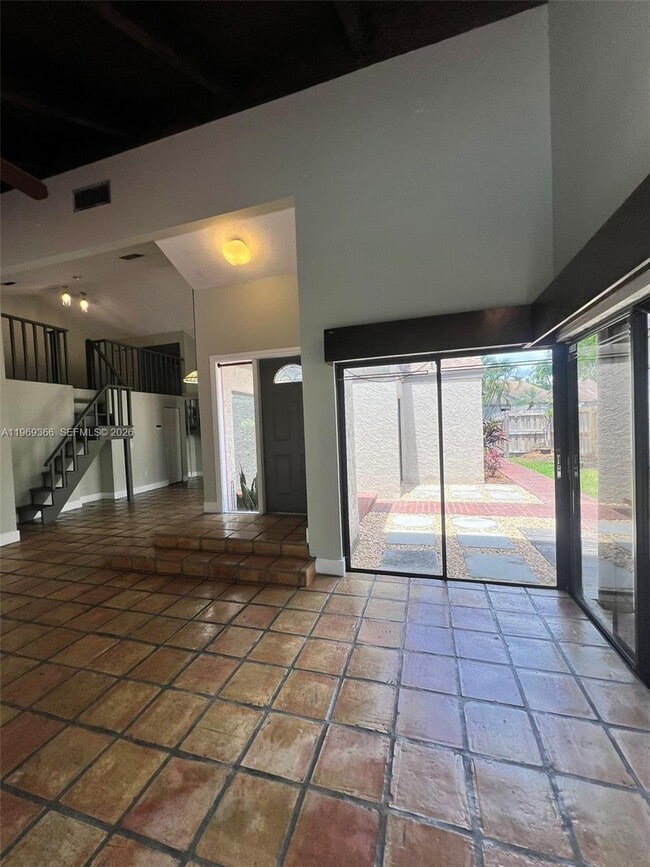 Building Photo - 7512 SW 95th Pl