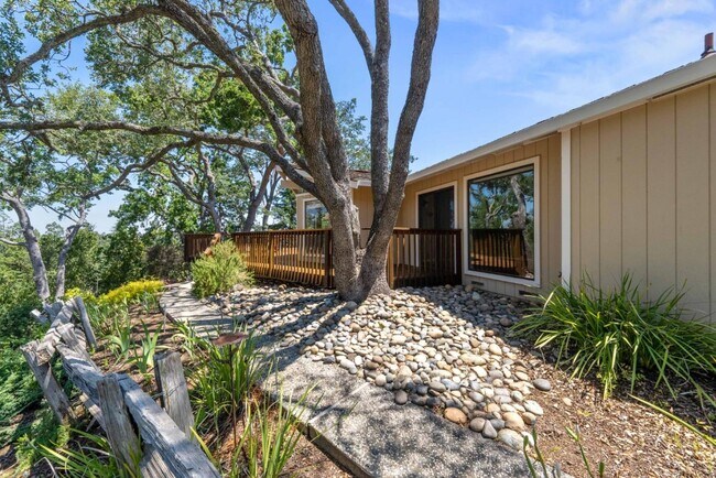 Building Photo - 7175 Red Holly Ct