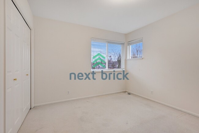 Building Photo - Lovely 4-bedroom + bonus room, 2.5-bath cul-de-sac home