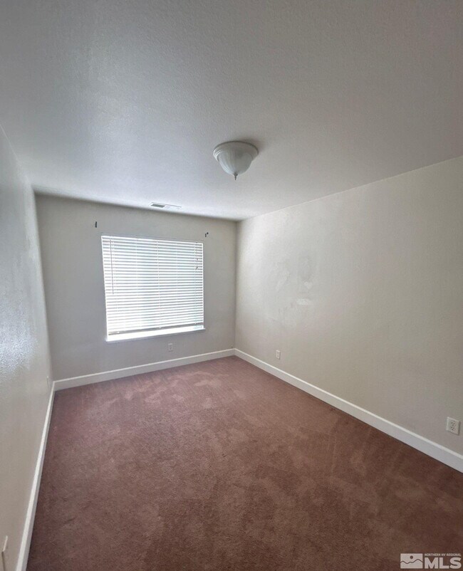 Building Photo - 1465 Ridge Point Dr