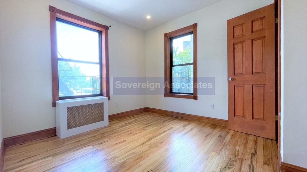 Building Photo - 289 Convent Ave