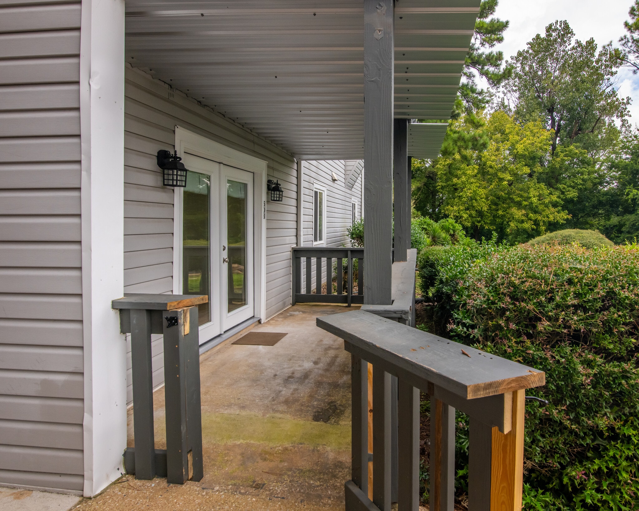 Patio - 500 Woodland Dr