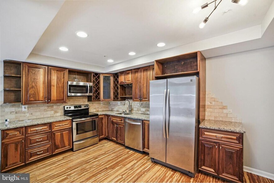 Building Photo - 19 Harbor Tree Ct