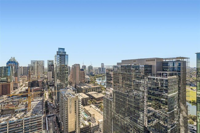 Building Photo - 360 Nueces St