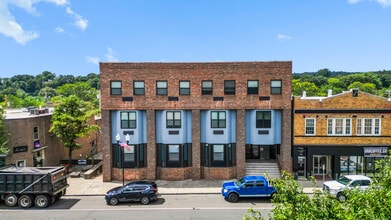 Building Photo - 158 Main St
