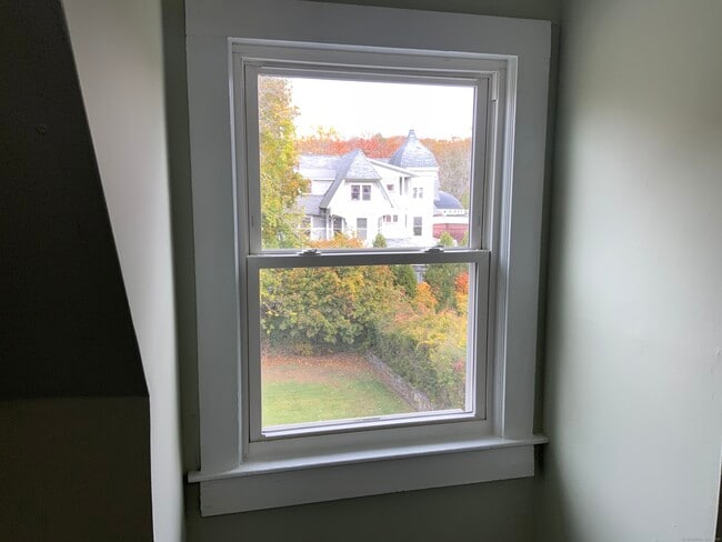 Building Photo - 23 Williams St