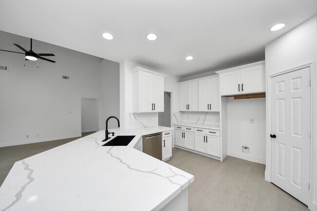 Building Photo - 21214 Lilac Meadows Ln