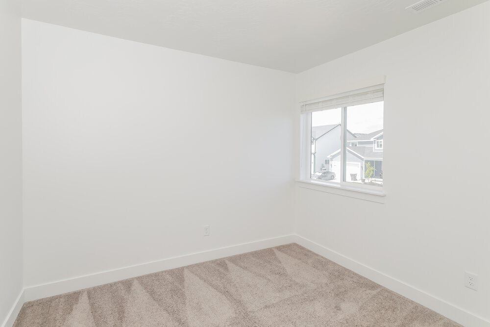 Building Photo - 4728 Rustic Ranch Way