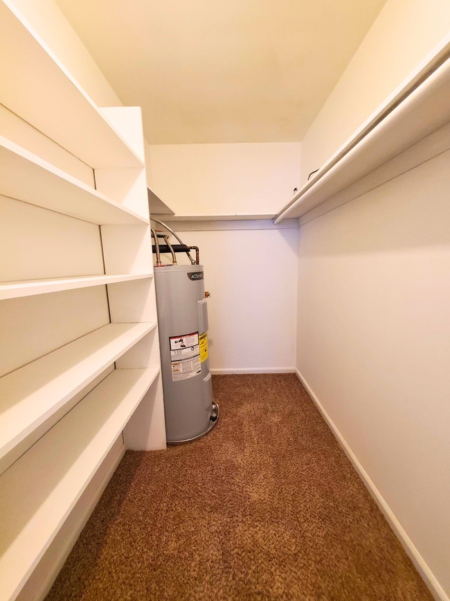 Building Photo - 2642 E Ocean View Ave