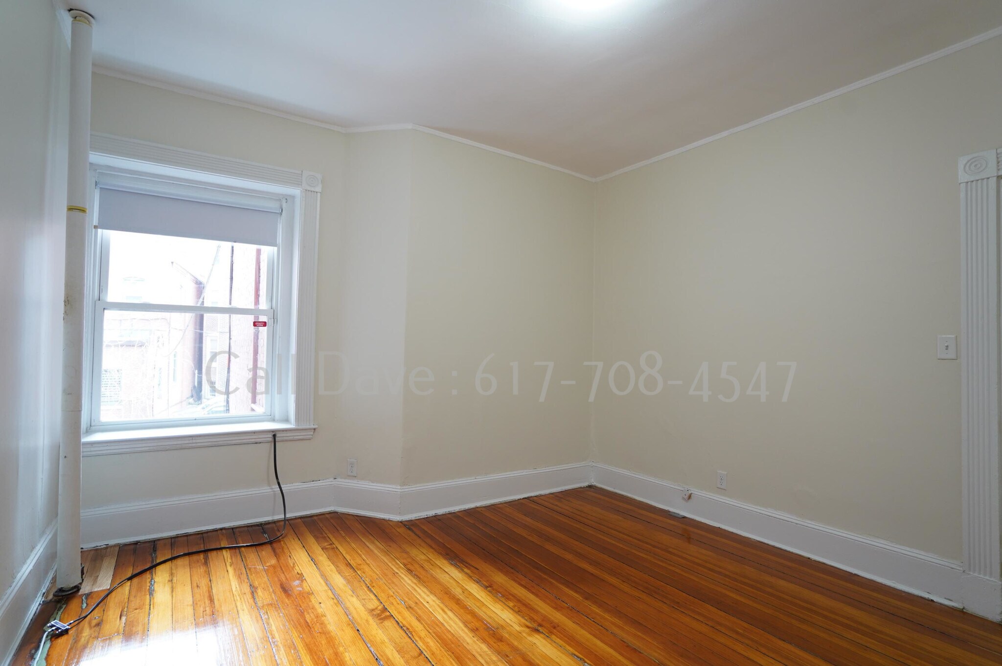 Building Photo - 1589 Beacon St