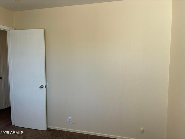 Building Photo - 16545 N 157th Ave