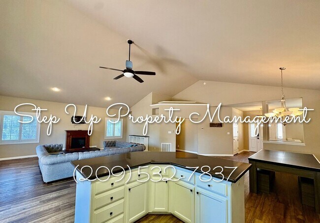 Building Photo - LIMITED-TIME MOVE-IN SPECIAL – Receive Your First Two Weeks FREE!