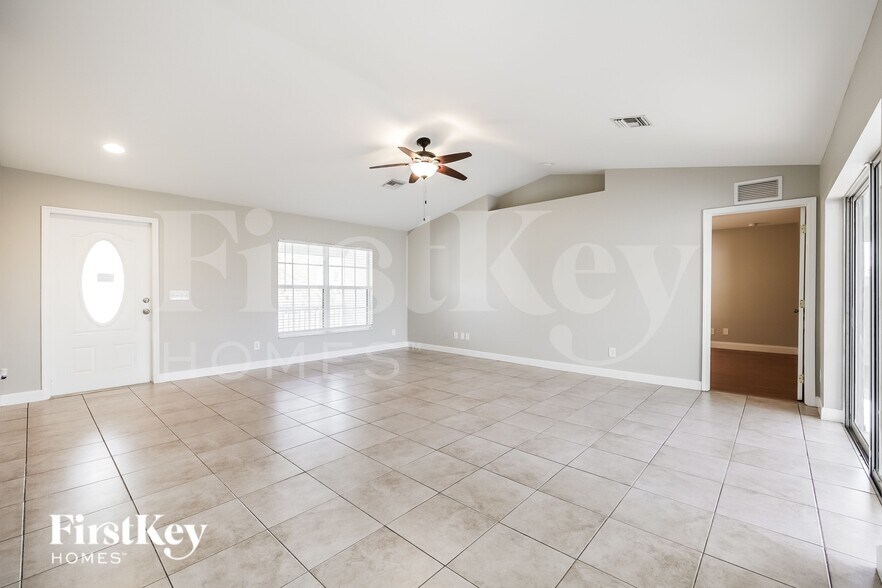 Building Photo - 3612 14th St SW