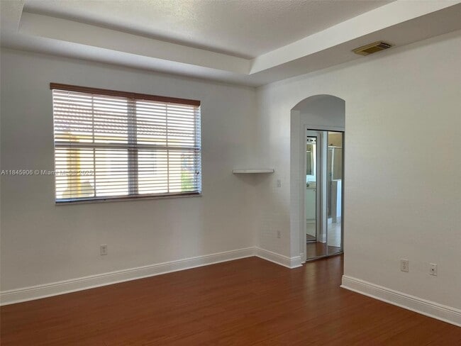 Building Photo - 11413 SW 137th Passage
