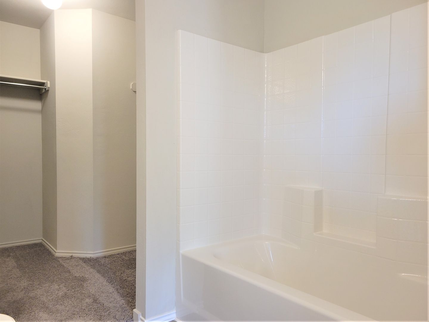 Building Photo - 21242 Winding Brook