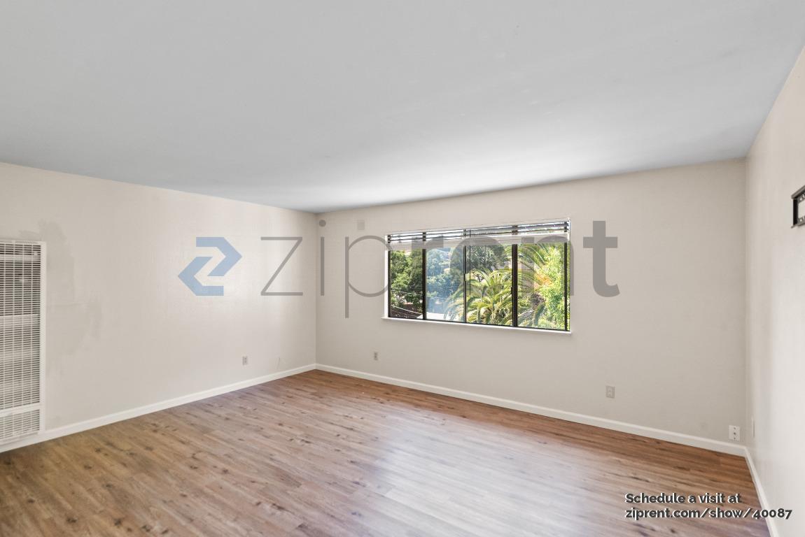 Building Photo - 3809 Buell St