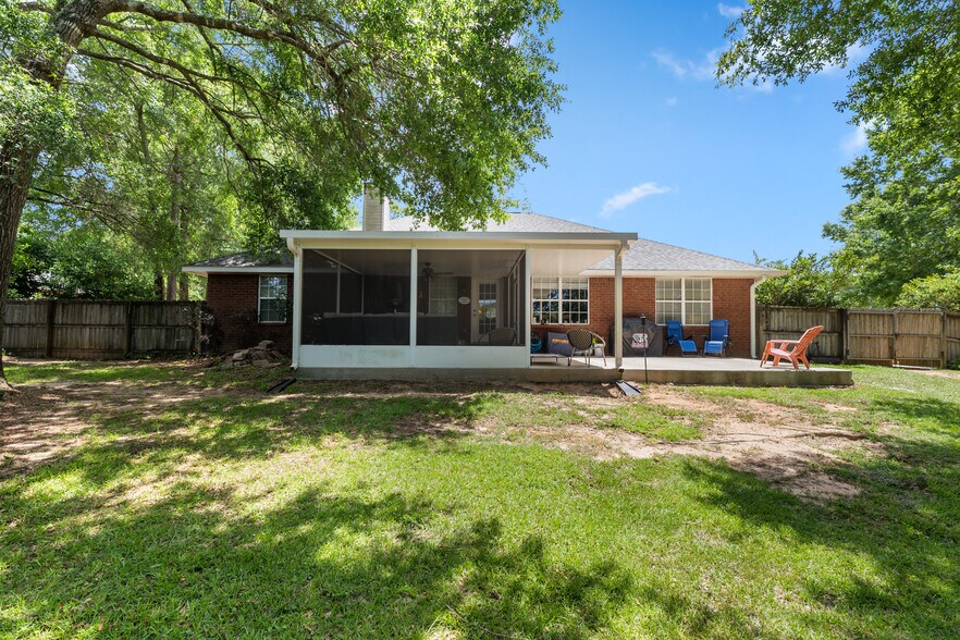 Building Photo - 28337 Bay Branch Dr
