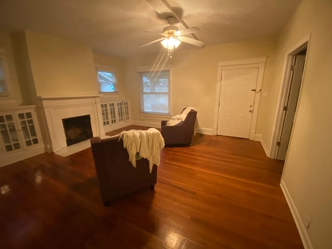 Living room - 512 Euclid Ave