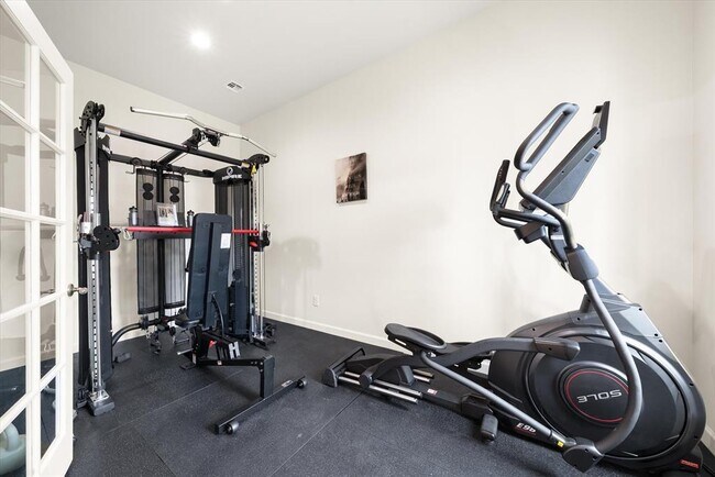 Building Photo - 1304 Katelyn Ct