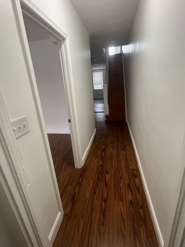 Building Photo - 2809 W Mulberry St