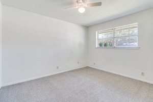 Building Photo - Recently Renovated Home!