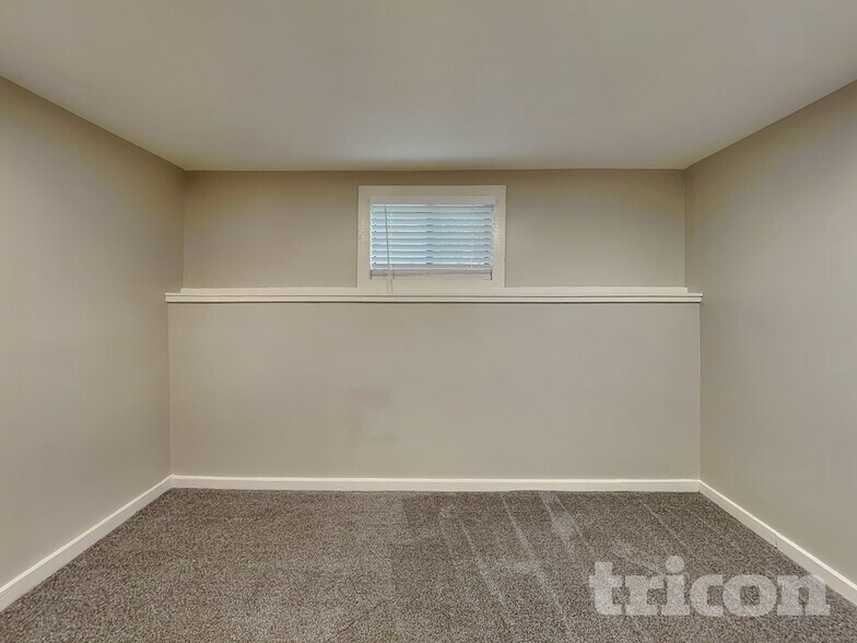 Building Photo - 4963 Preswick Ct