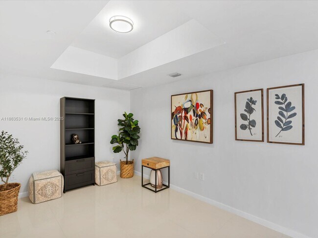 Building Photo - 465 Brickell Ave