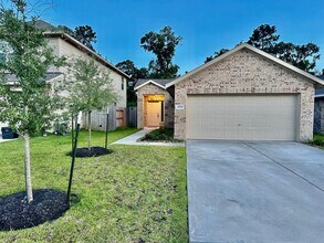 Building Photo - 20930 Zuccala Dr