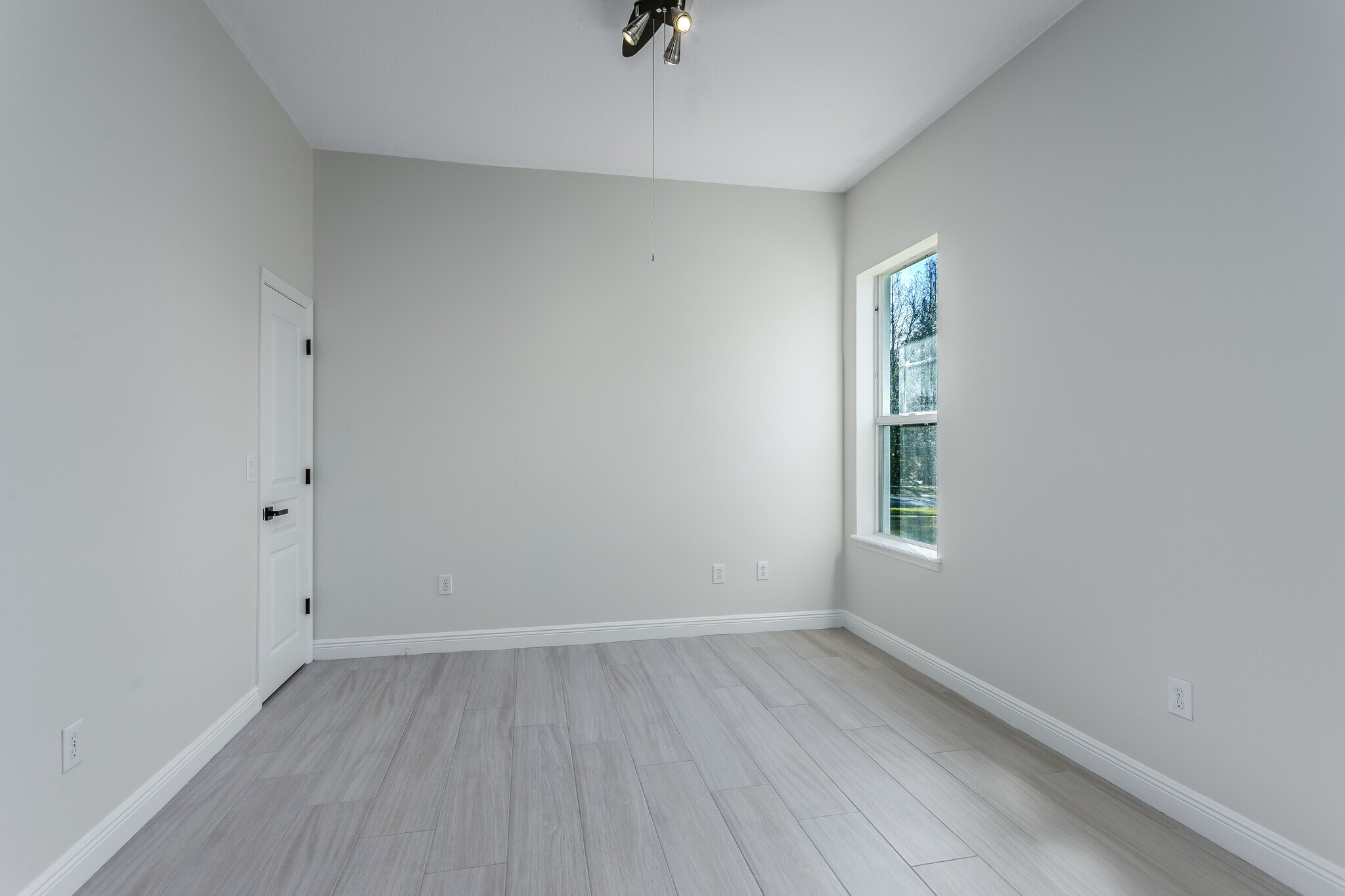 Building Photo - 11909 Mandevilla Ct