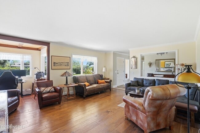 Building Photo - 2611 Janin Way